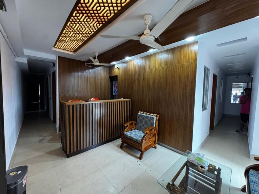 Image of HOTEL TAYEF DHANMONDI hotel, Hotel Booking,  Travel with BookMe.