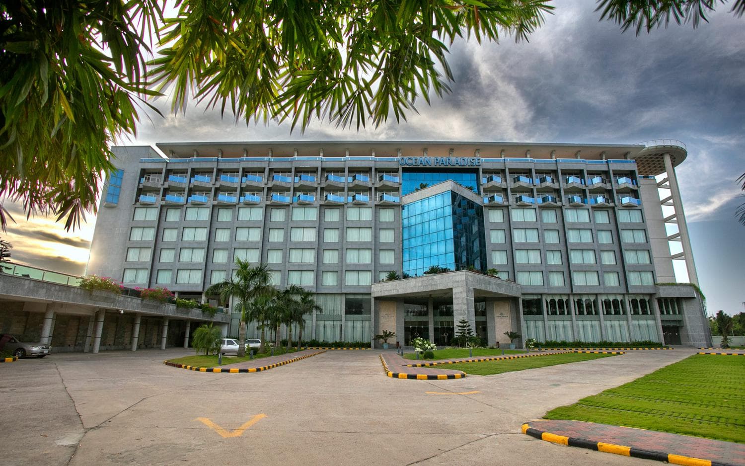 Image of OCEAN PARADISE HOTEL & RESORT hotel, Hotel Booking,  Travel with BookMe.