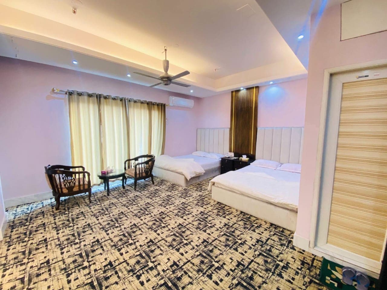 Hotel Image 7136