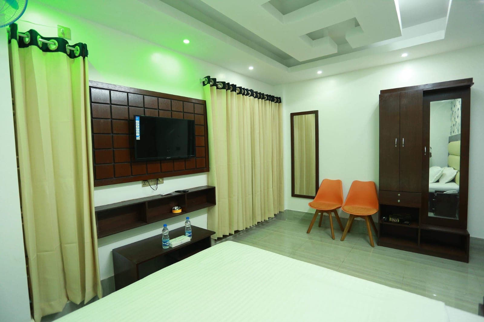 Hotel Image 6873