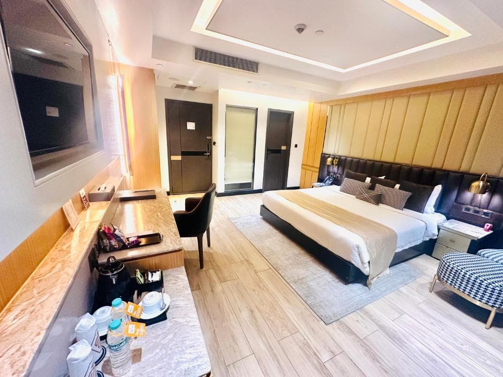 Hotel Image 7424