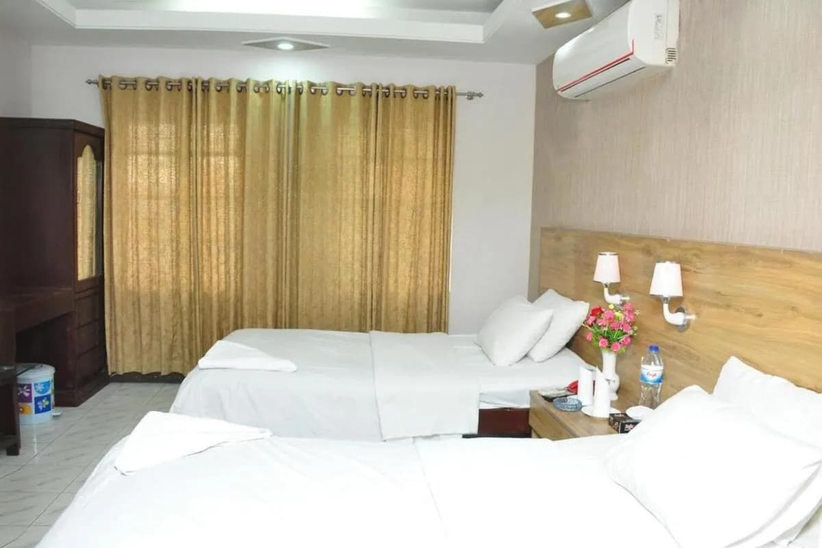 Hotel Image 7192