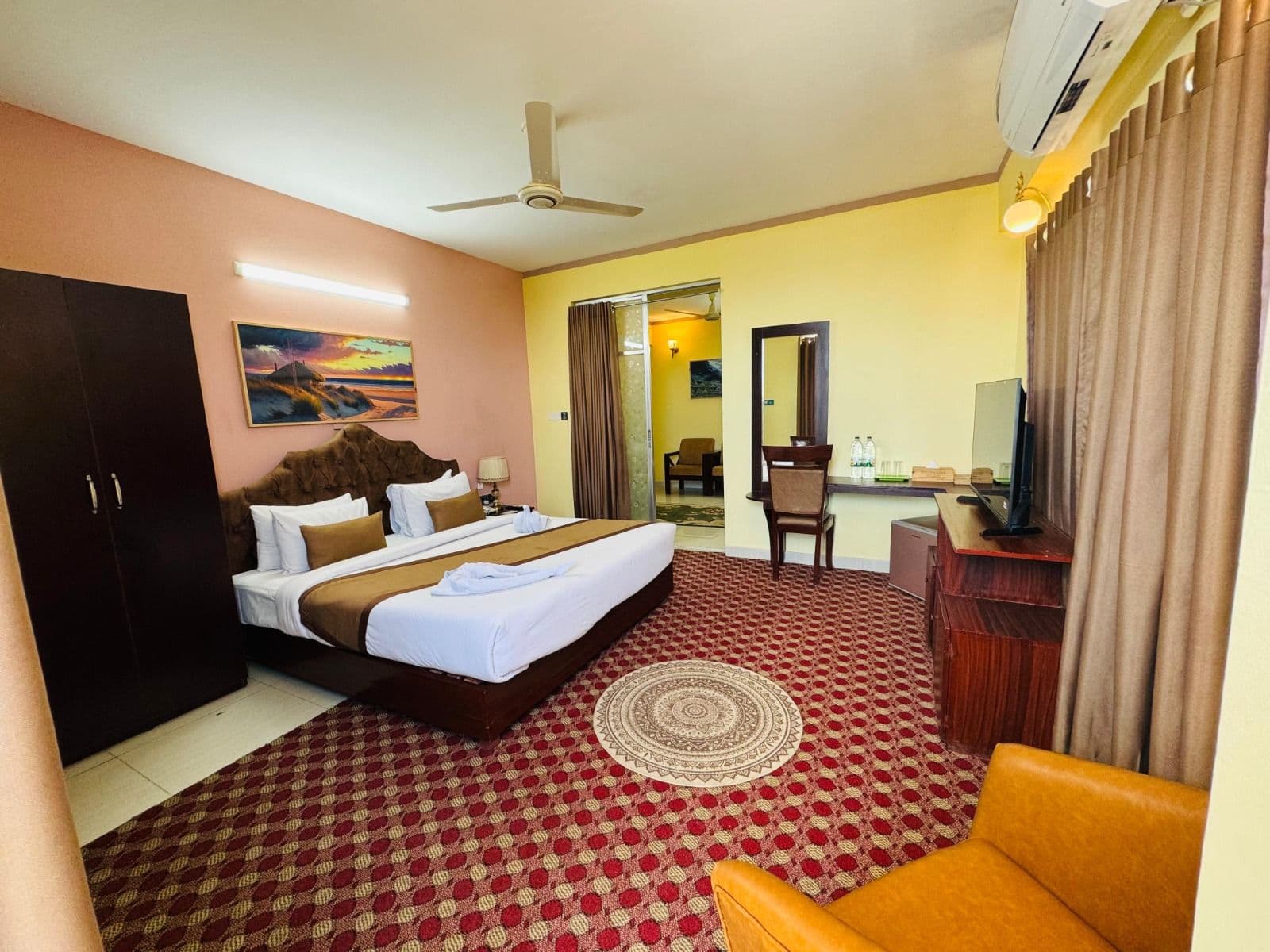 Hotel Image 6448