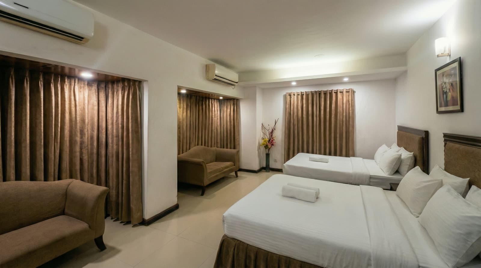 Hotel Image 7211
