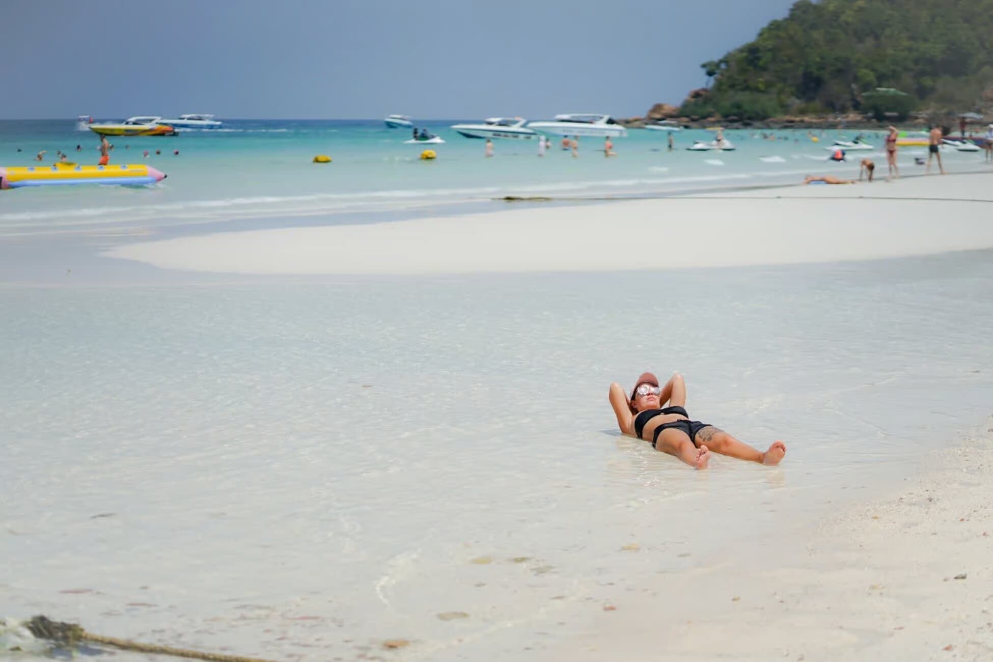 Property Image 6, Ship Image, BookMe Accommodation, Comfortable Stay, Affordable Prices.