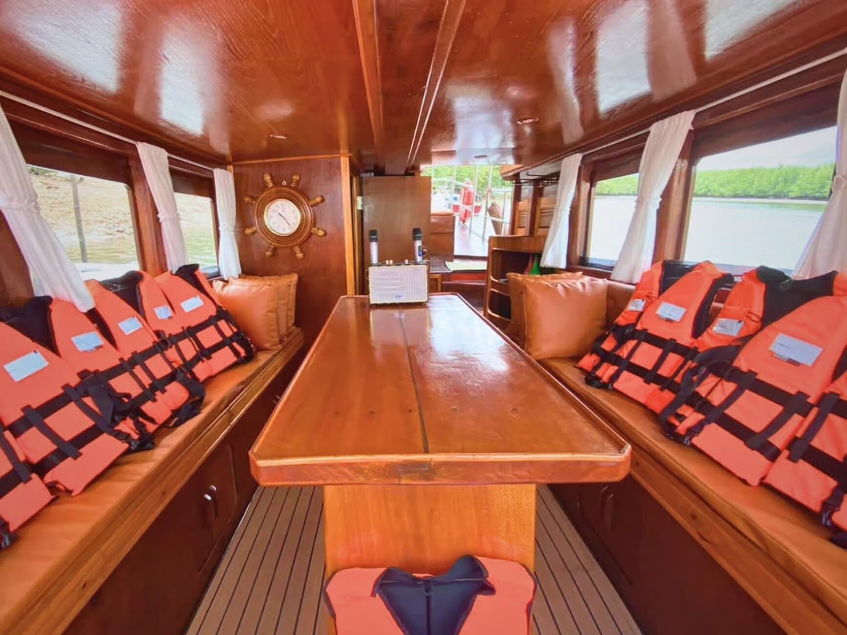 Property Image 8, Ship Image, BookMe Accommodation, Comfortable Stay, Affordable Prices.