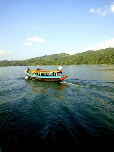 Property Image 1, Ship Image, BookMe Accommodation, Comfortable Stay, Affordable Prices.
