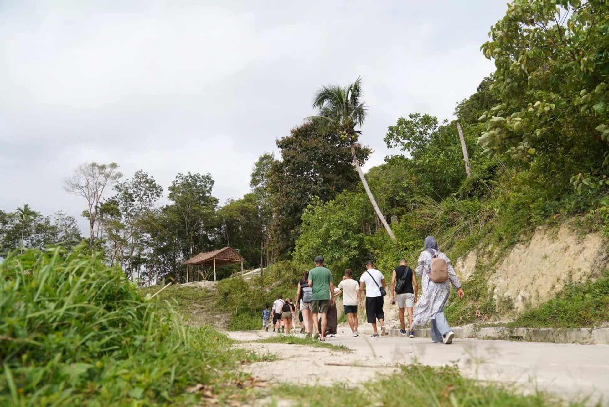 Property Image 15, Ship Image, BookMe Accommodation, Comfortable Stay, Affordable Prices.