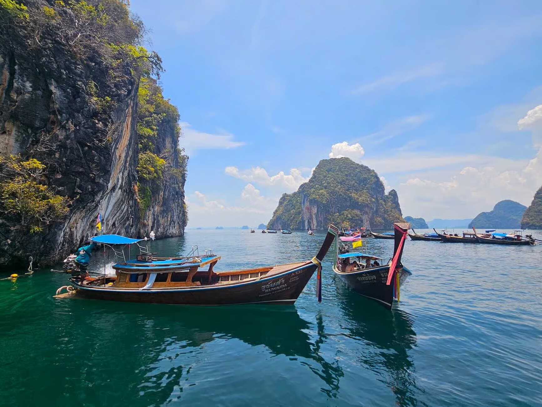 Property Image 13, Ship Image, BookMe Accommodation, Comfortable Stay, Affordable Prices.