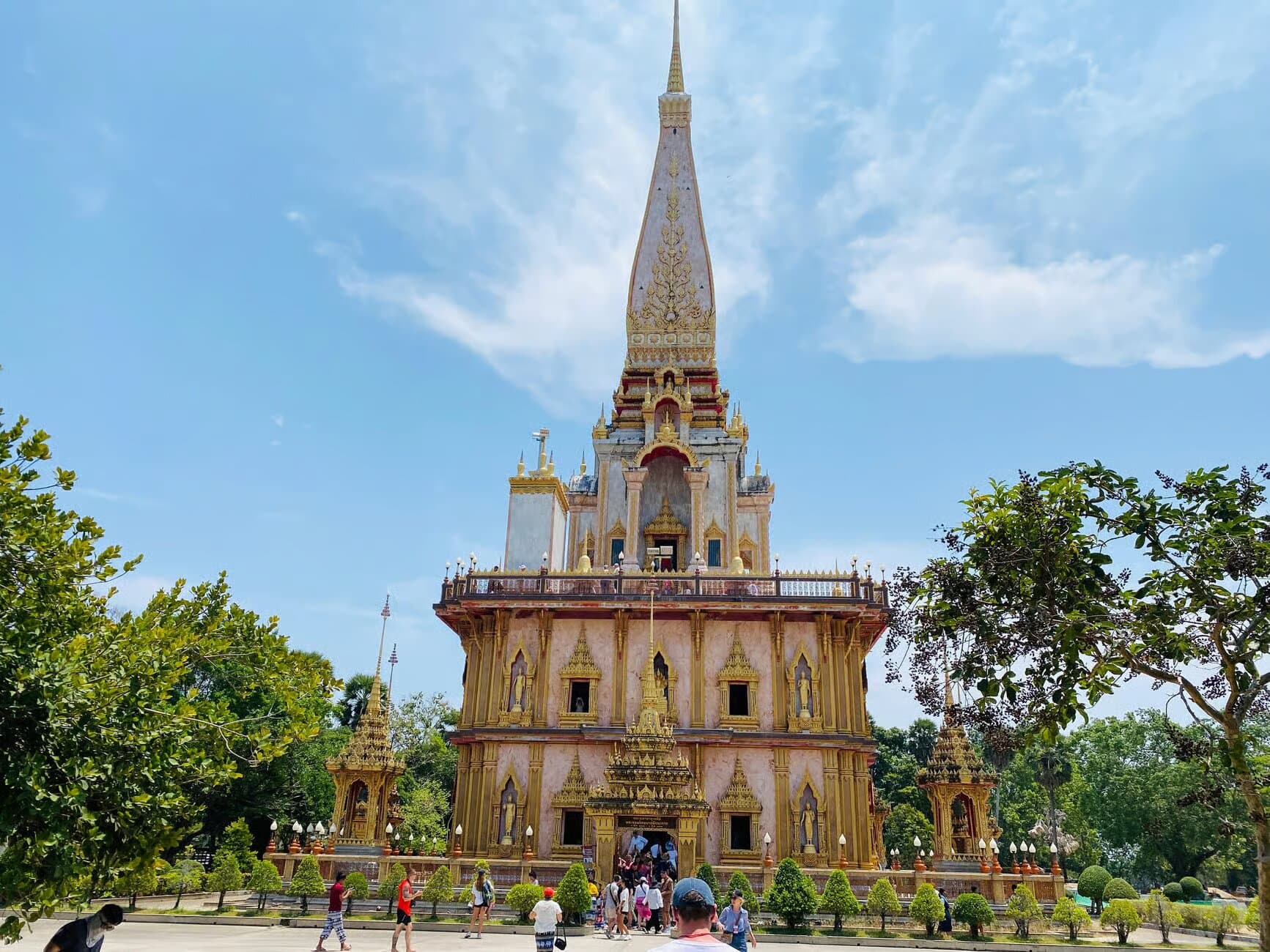 Property Image 1, Ship Image, BookMe Accommodation, Comfortable Stay, Affordable Prices.