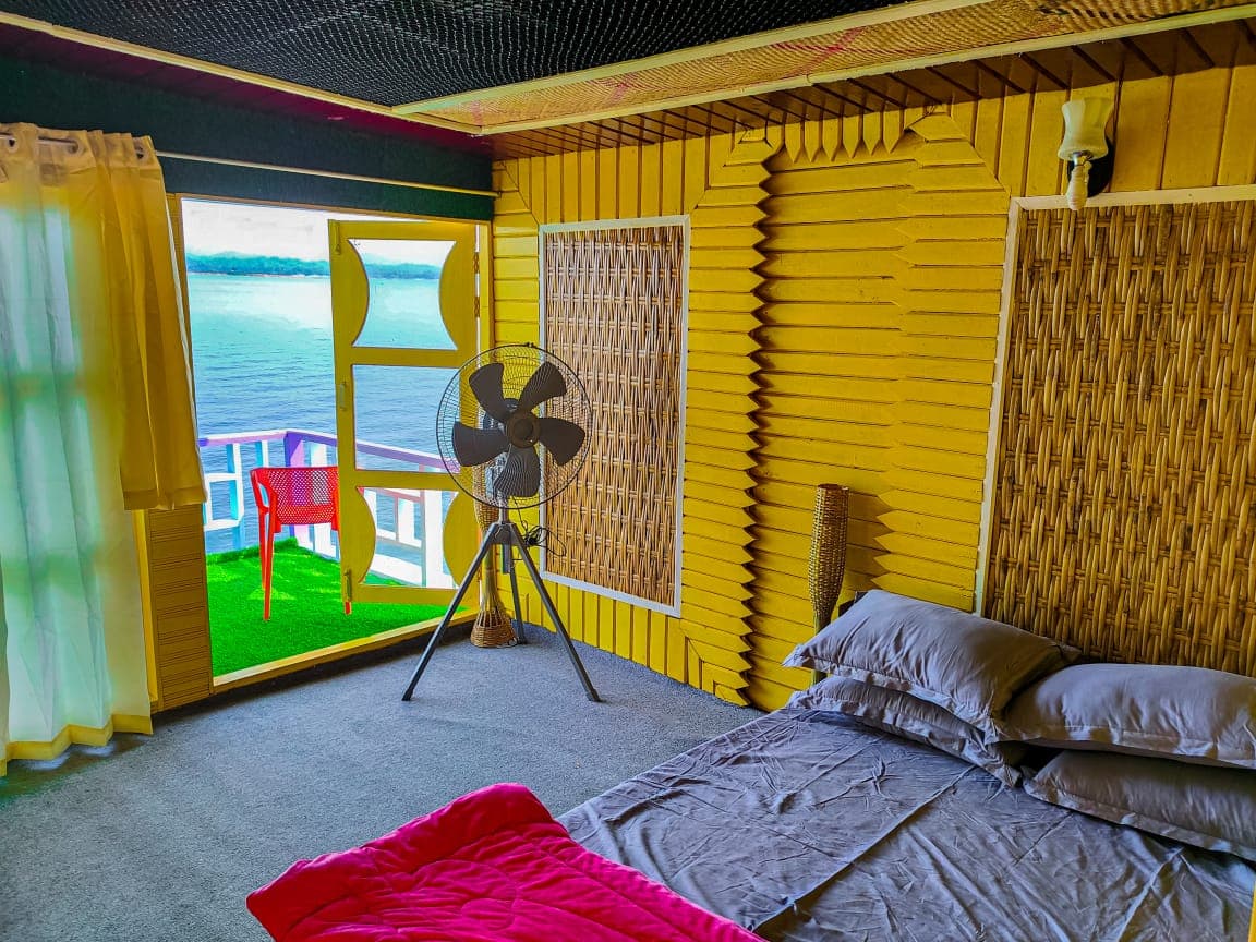 Property Image 4, Ship Image, BookMe Accommodation, Comfortable Stay, Affordable Prices.