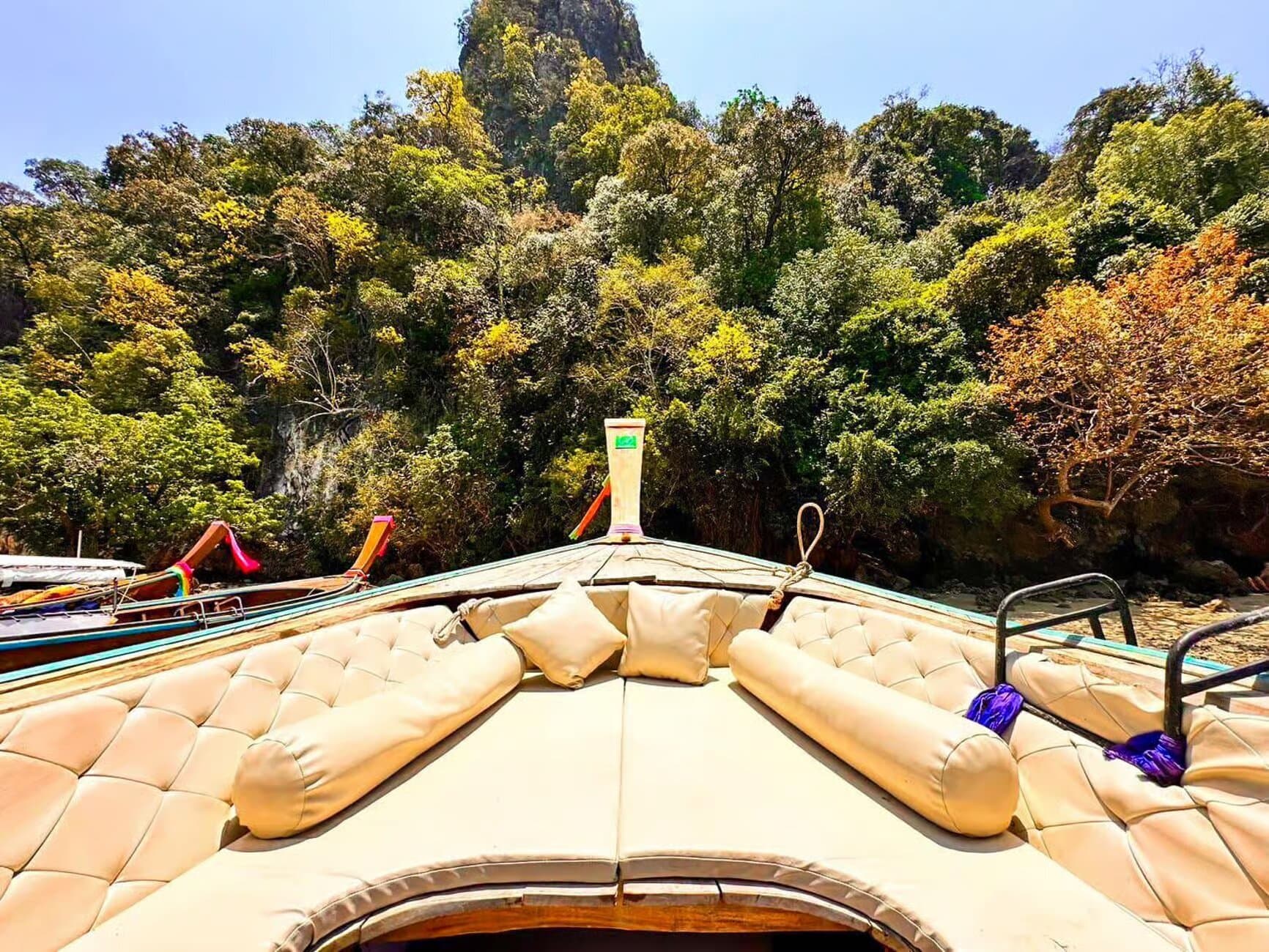 Property Image 5, Ship Image, BookMe Accommodation, Comfortable Stay, Affordable Prices.