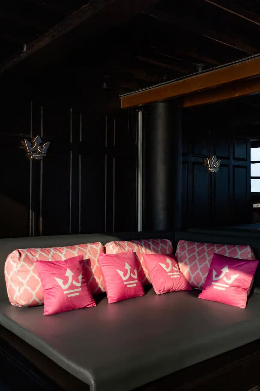 Property Image 5, Ship Image, BookMe Accommodation, Comfortable Stay, Affordable Prices.