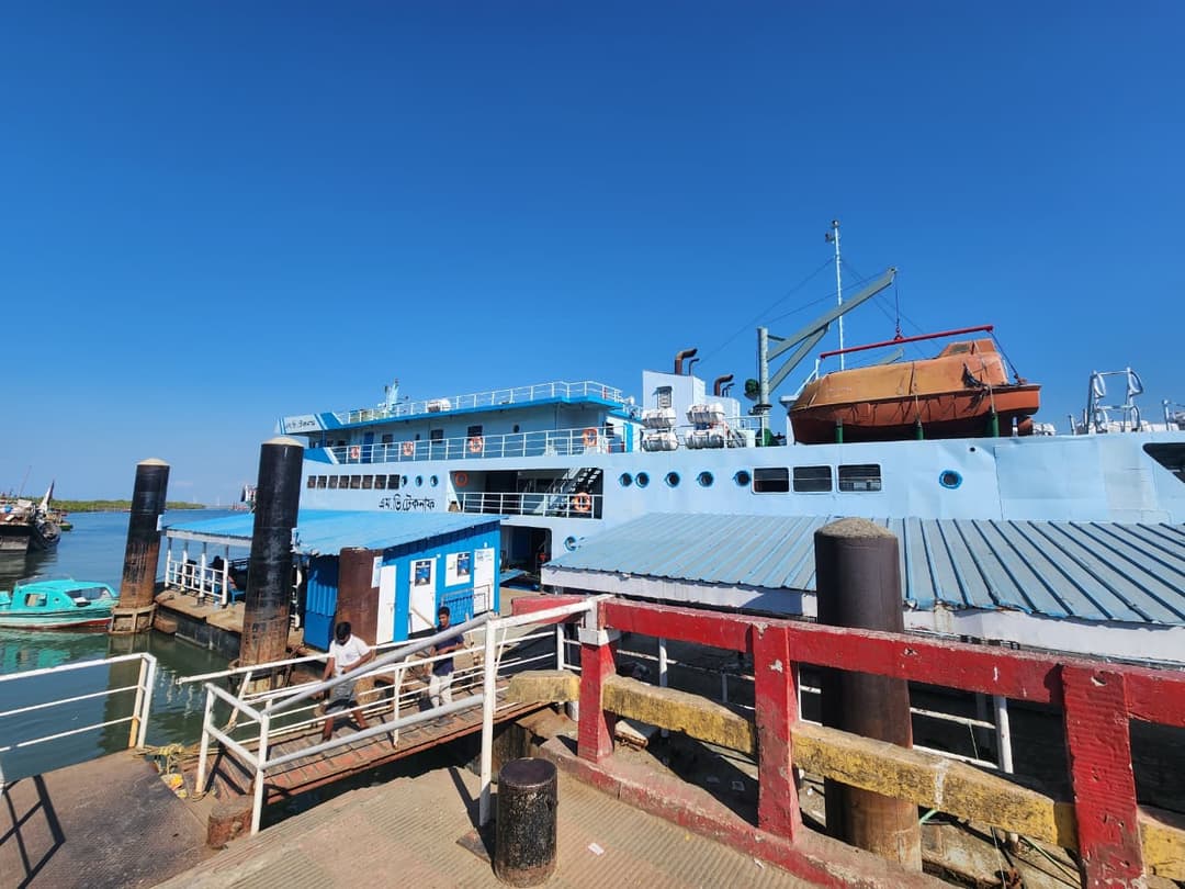 Image of MV Teknaf, Ship Image, BookMe Accommodation, Comfortable Stay, Affordable Prices.