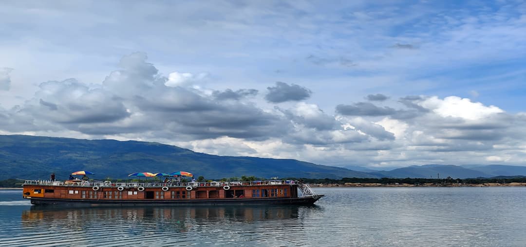 Image of Fantasy-A Luxury House Boat (AC), Ship Image, BookMe Accommodation, Comfortable Stay, Affordable Prices.