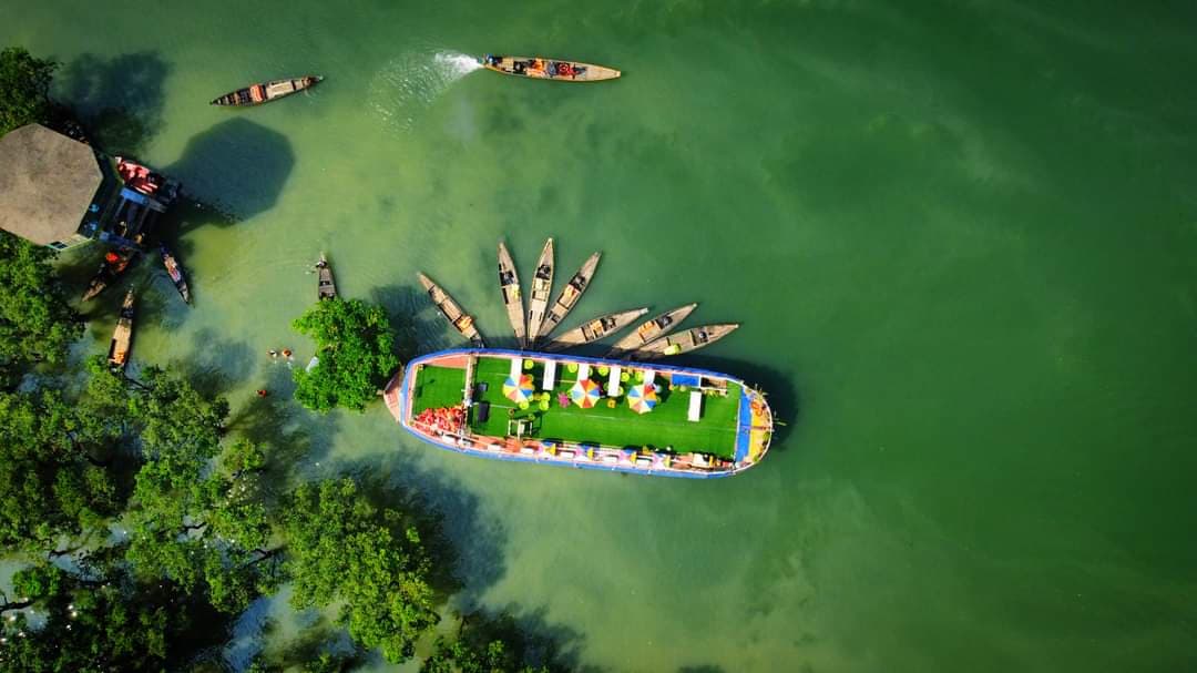 Image of Exclusive Couple Cabin , Package Image, BookMe Travel Packages, Explore Destinations, Affordable Travel Experiences.