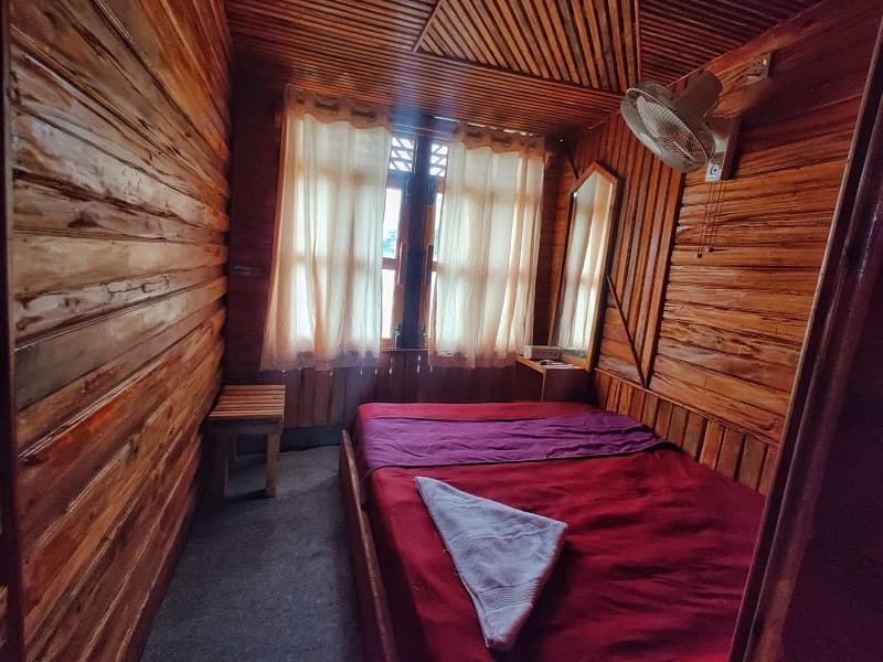 Image of Triple Cabin , Package Image, BookMe Travel Packages, Explore Destinations, Affordable Travel Experiences.