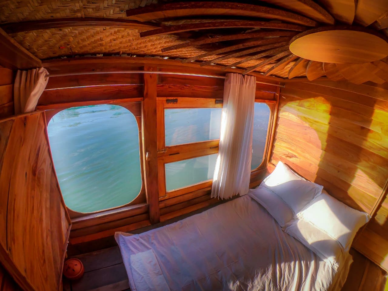 Image of Triple Cabin , Package Image, BookMe Travel Packages, Explore Destinations, Affordable Travel Experiences.
