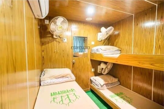 Image of Triple Cabin , Package Image, BookMe Travel Packages, Explore Destinations, Affordable Travel Experiences.
