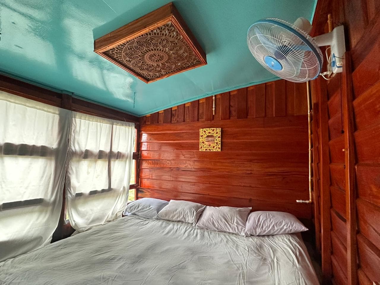 Image of Couple Cabin , Package Image, BookMe Travel Packages, Explore Destinations, Affordable Travel Experiences.