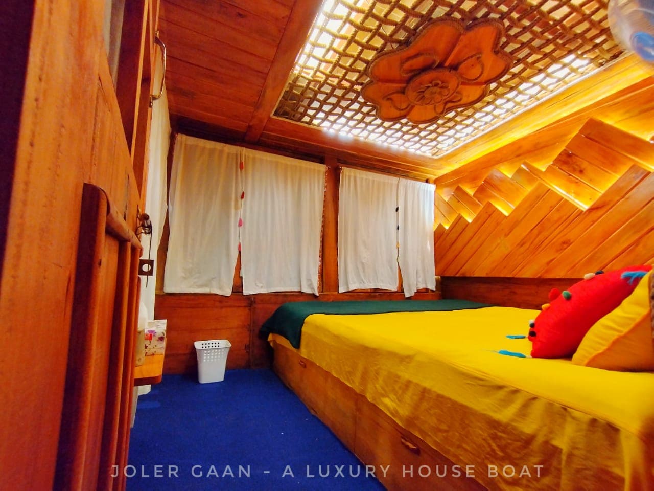 Image of Triple Cabin , Package Image, BookMe Travel Packages, Explore Destinations, Affordable Travel Experiences.