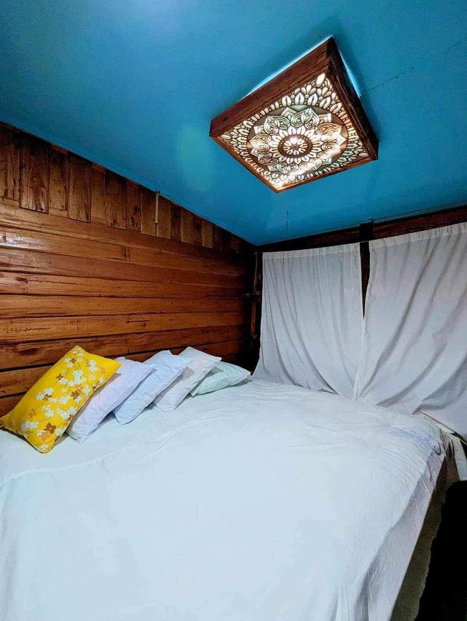 Image of Family Cabin , Package Image, BookMe Travel Packages, Explore Destinations, Affordable Travel Experiences.