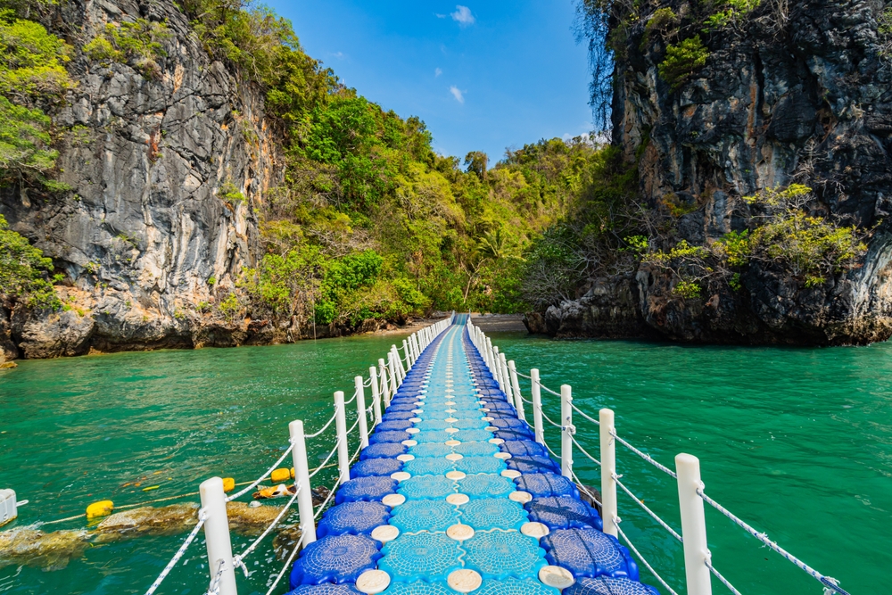 Phuket, Phi Phi, Krabi and Bangkok - 8 Days Tour package with Flight Tickets