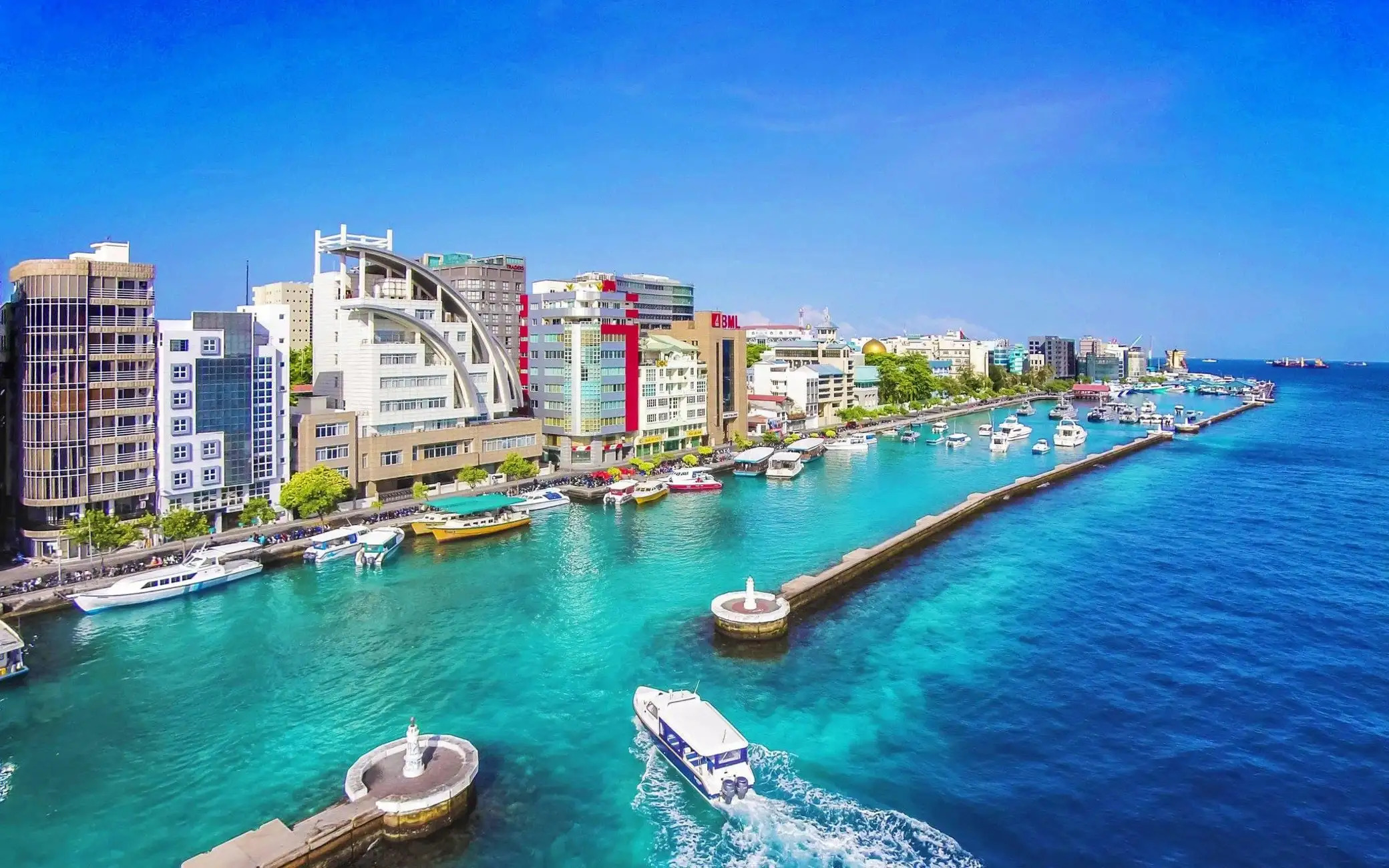 Maldives: Male City Private Walking Tour