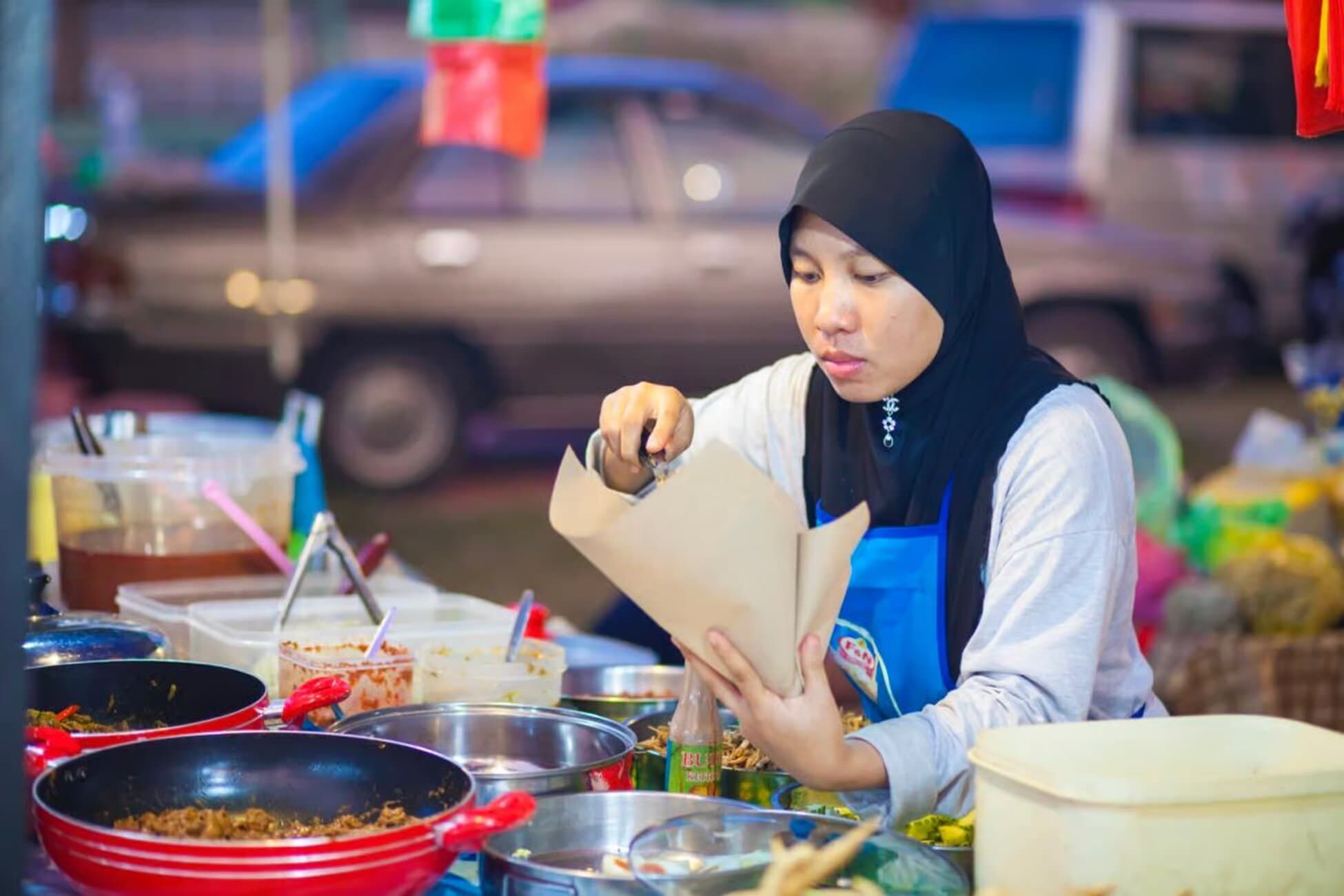 Image of Back of the Bike Street Food Experience – tour package, BookMe Tour Package, Travel with BookMe, Exciting Tour Packages Available, Affordable Prices.